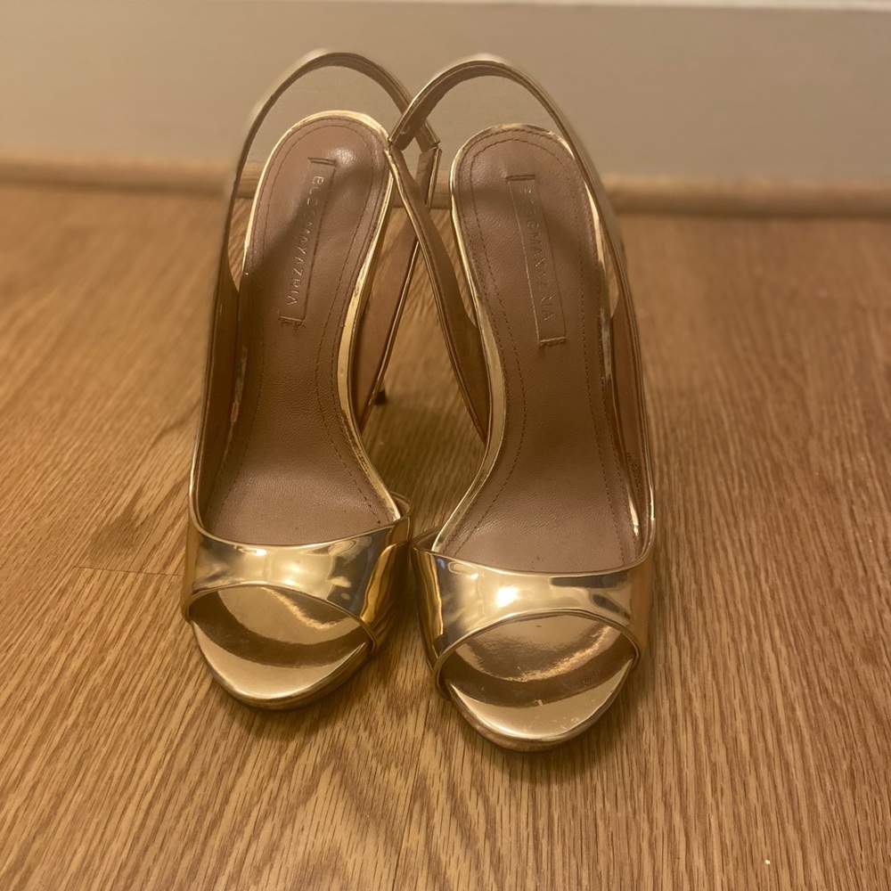BCBGMAXZARIA